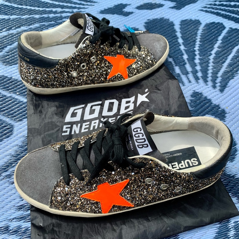 GOLDEN GOOSE superstar sneakers